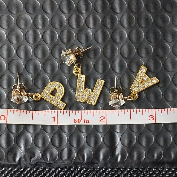 Gold Rhinestone Stud Initial Earrings R - Picture 3 of 4